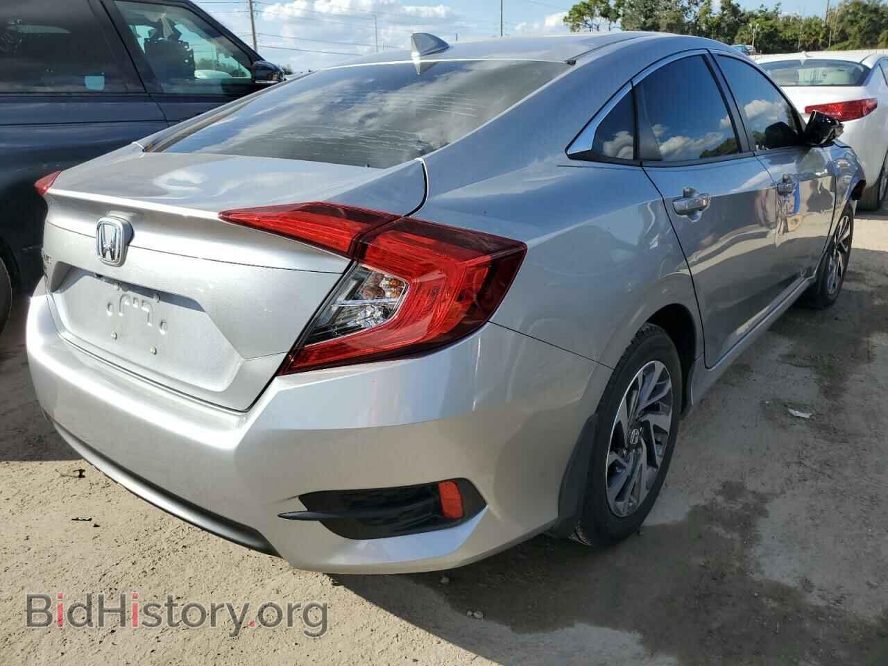2017 HONDA CIVIC - VIN: 19XFC2F7XHE054913 - Фото 4