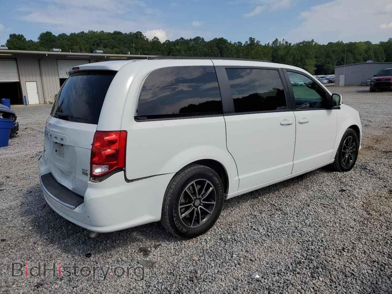 2018 DODGE CARAVAN - VIN: 2C4RDGEG4JR284198 - Фото 3