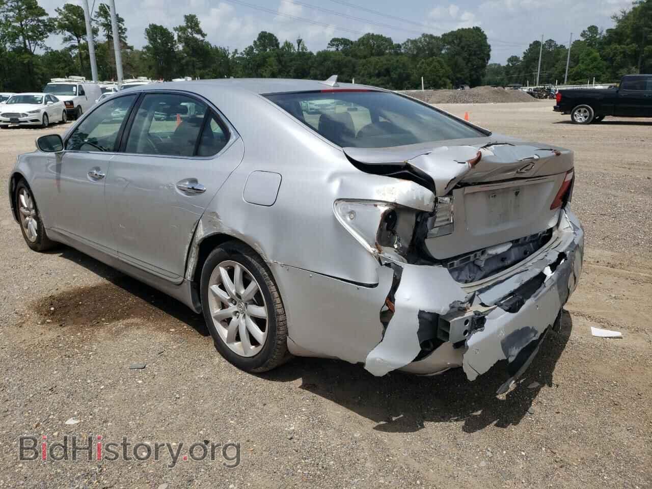 2007 LEXUS LS460 - VIN: JTHGL46F375001826 - Photo 2