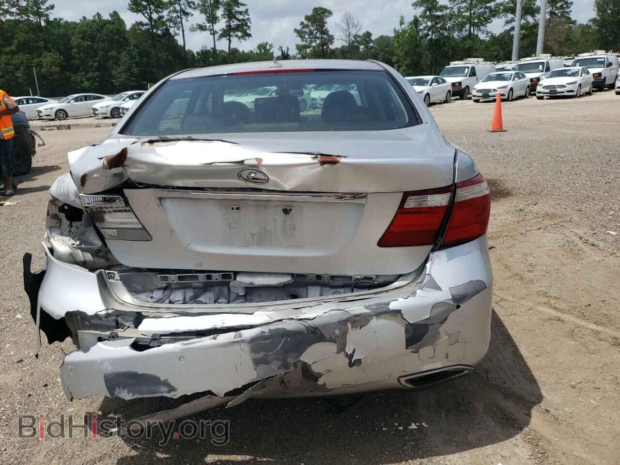 2007 LEXUS LS460 - VIN: JTHGL46F375001826 - Photo 6