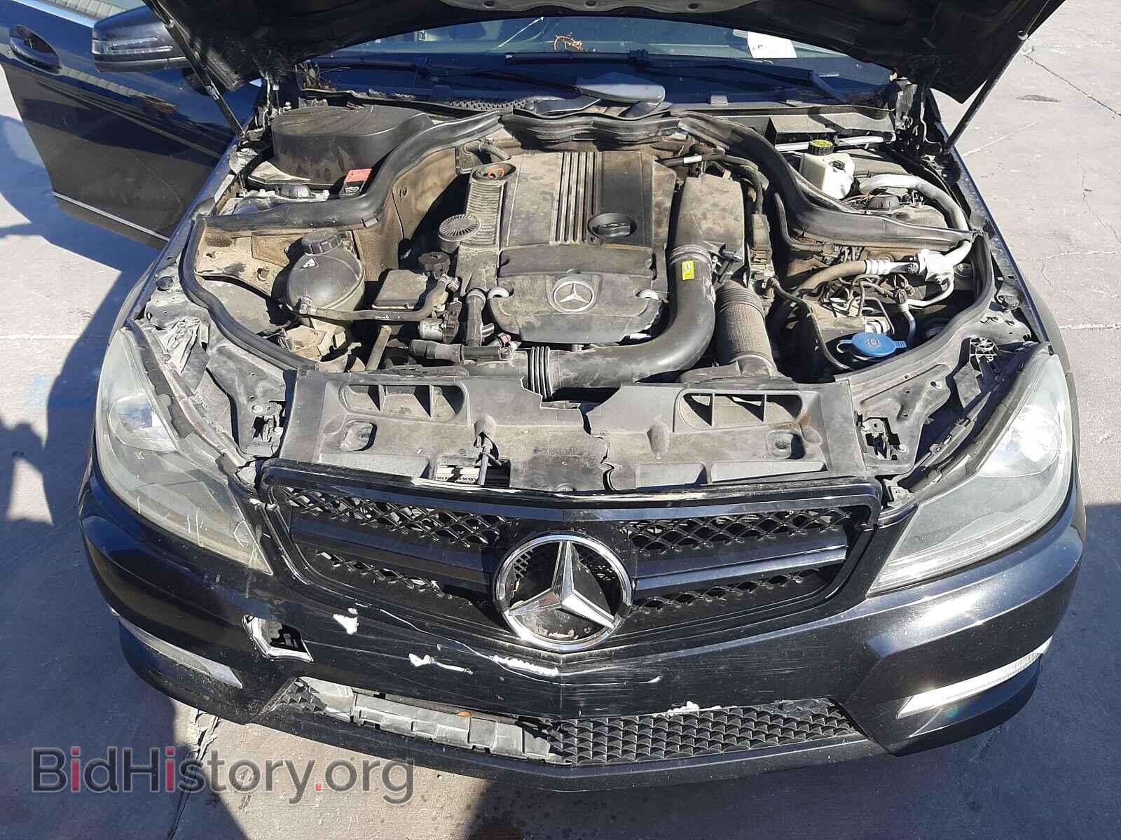 2012 MERCEDES-BENZ C-CLASS - VIN: WDDGF4HB2CA632058 - Фото 7
