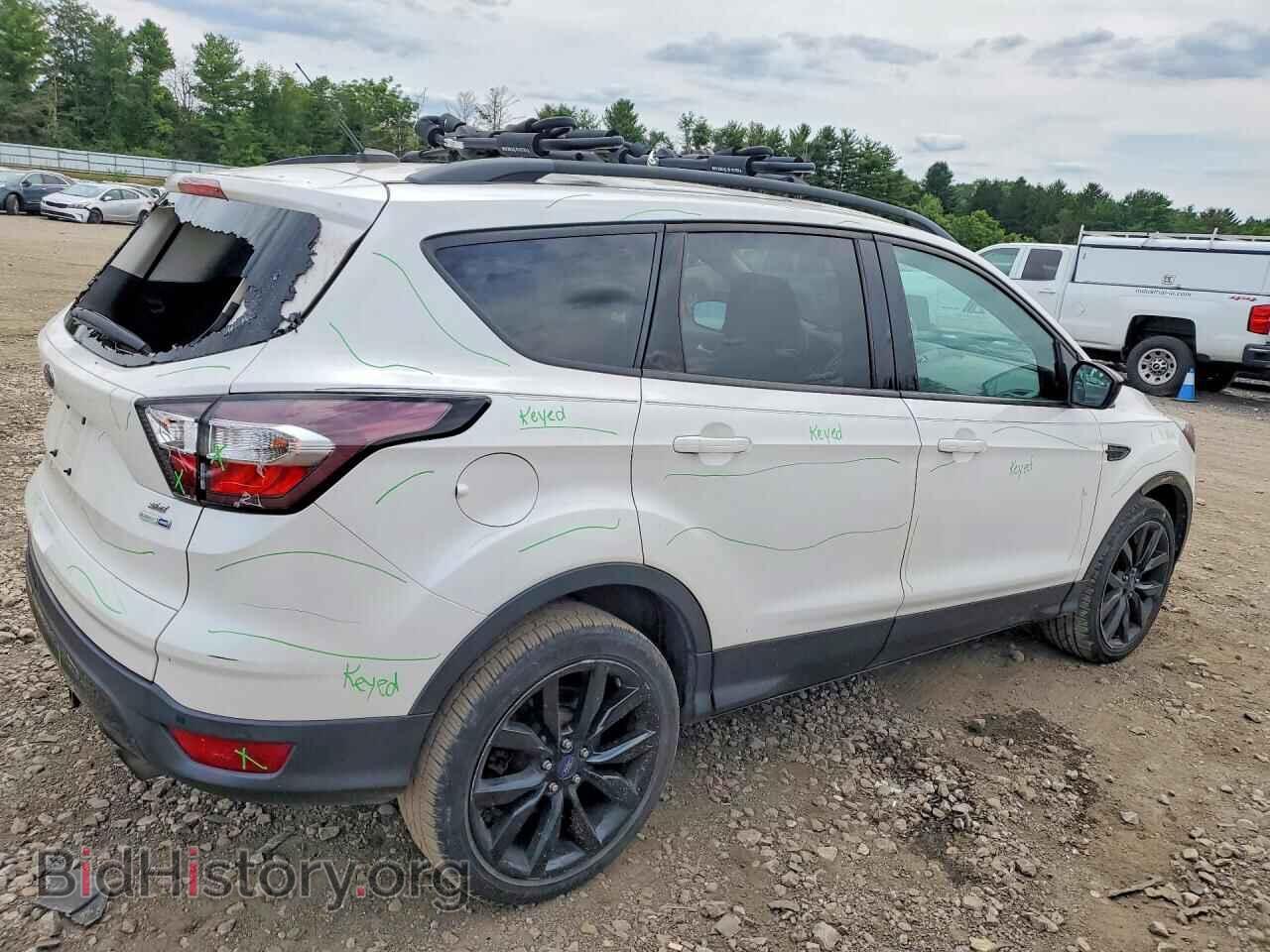 2017 FORD ESCAPE - VIN: 1FMCU9GD1HUC91896 - Фото 3