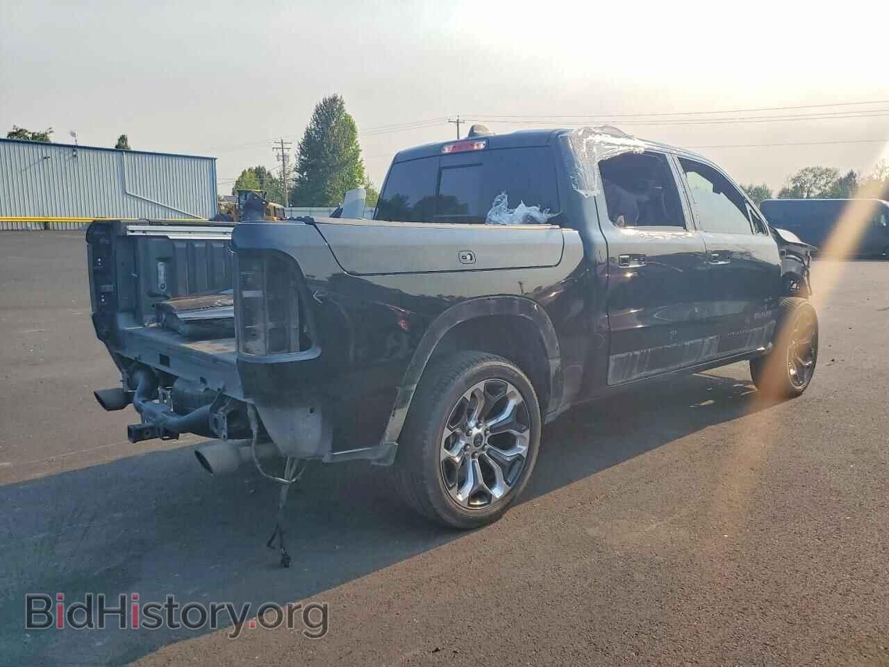 2020 RAM 1500 - VIN: 1C6SRFHM3LN207067 - Photo 3