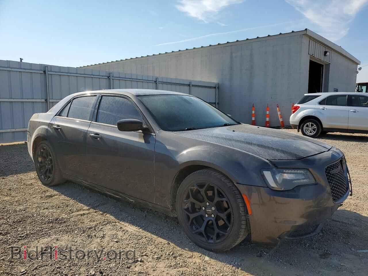 2019 CHRYSLER 300 - VIN: 2C3CCAAG8KH679332 - Photo 4