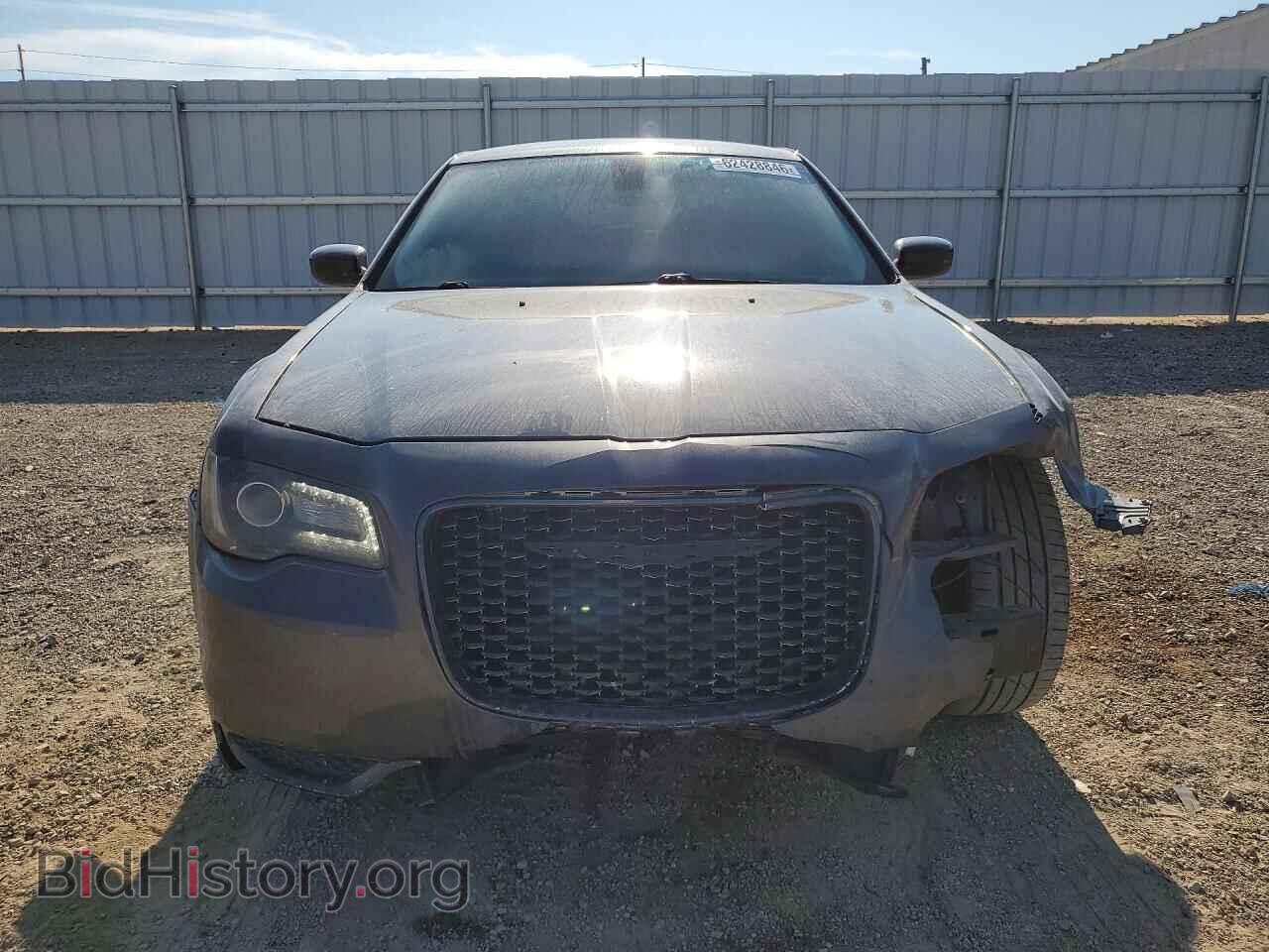 2019 CHRYSLER 300 - VIN: 2C3CCAAG8KH679332 - Photo 5
