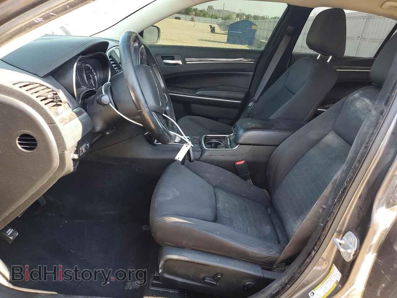 2019 CHRYSLER 300 - VIN: 2C3CCAAG8KH679332 - Photo 7