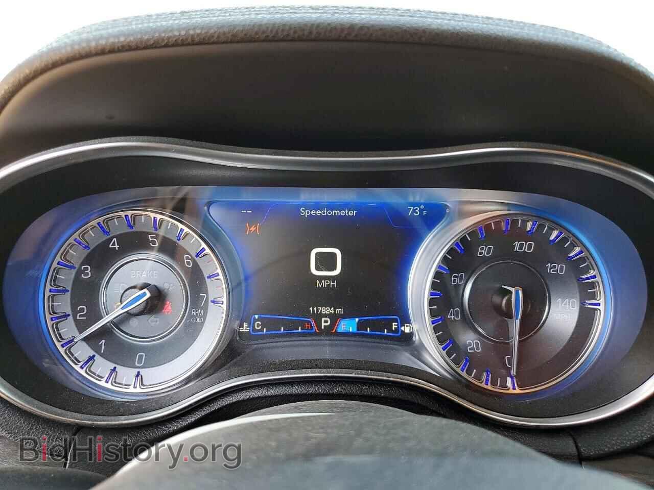2019 CHRYSLER 300 - VIN: 2C3CCAAG8KH679332 - Photo 9