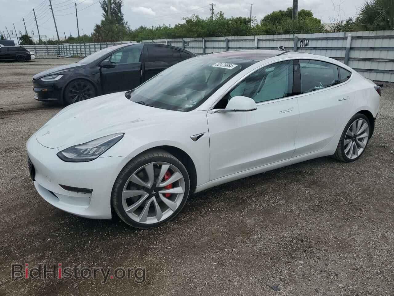 Фотография 5YJ3E1EB2JF081598 - TESLA MODEL 3 2018