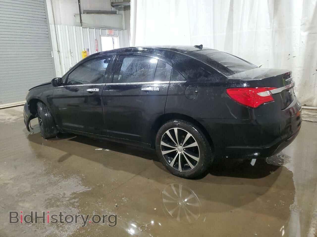 2013 CHRYSLER 200 - VIN: 1C3CCBBB3DN702311 - Фото 2