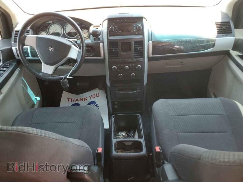 2010 Dodge CARAVAN (VIN 2D4RN5D12AR483655) — фото 8 из 13