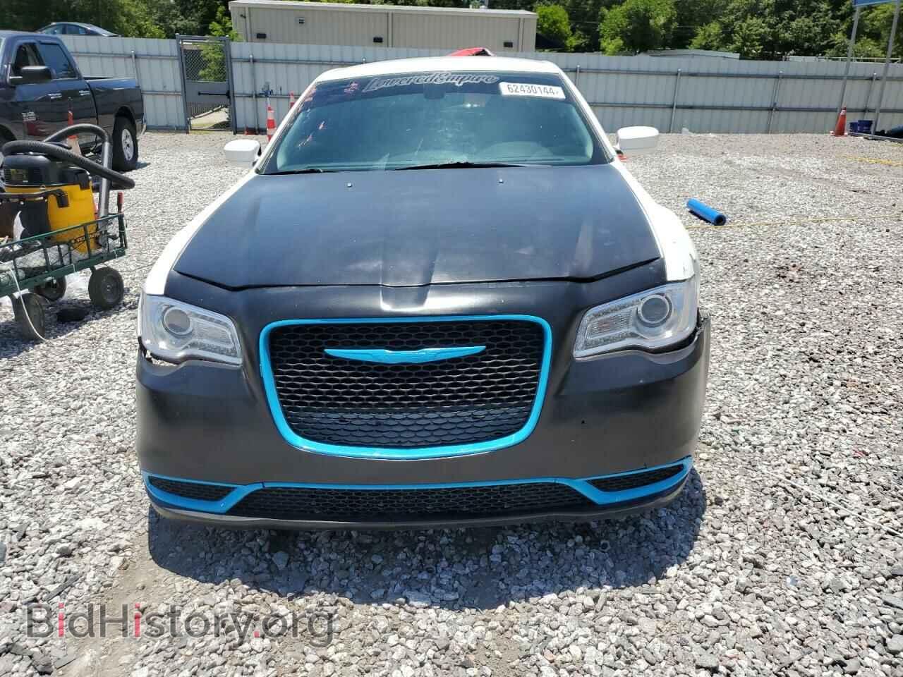 2019 CHRYSLER 300 - VIN: 2C3CCAAG3KH654533 - Фото 5