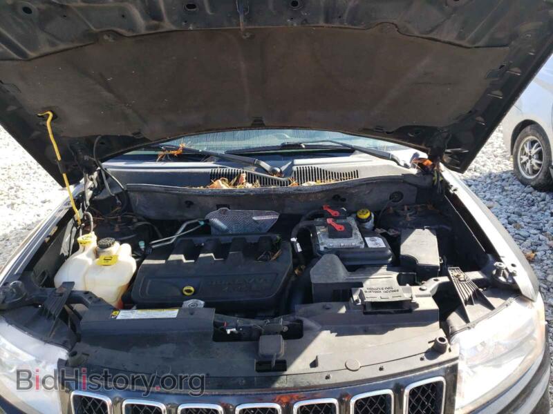 2011 Jeep COMPASS (VIN 1J4NF1FB3BD134199) — photo 7 of 10