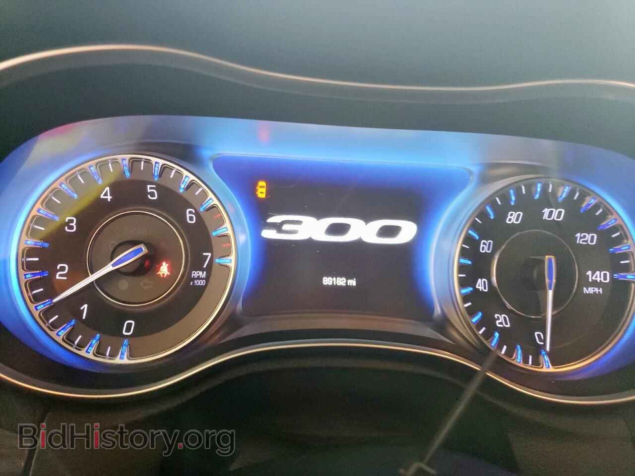 2019 CHRYSLER 300 - VIN: 2C3CCAAGXKH693779 - Фото 9