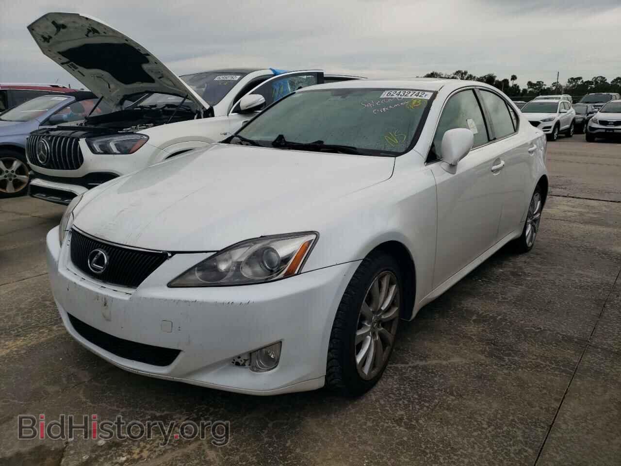 2007 LEXUS IS - VIN: JTHCK262672017068 - Фото 2