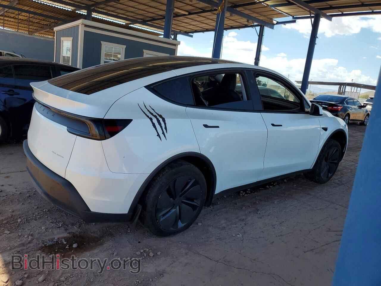 2026 TESLA MODEL Y - VIN: 7SAYGDEE2TF345792 - Photo 3