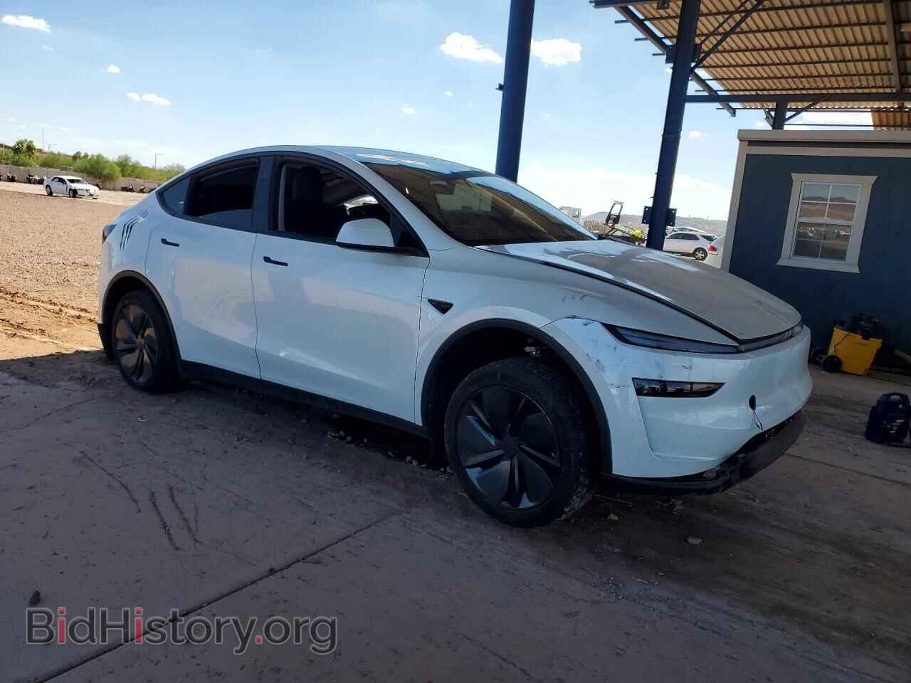 2026 TESLA MODEL Y - VIN: 7SAYGDEE2TF345792 - Photo 4