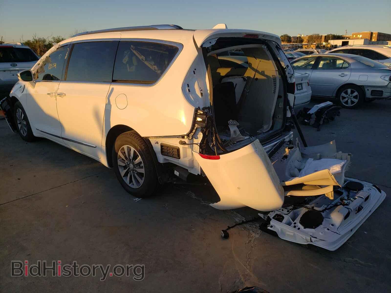 2020 CHRYSLER PACIFICA - VIN: 2C4RC1N7XLR267716 - Photo 3