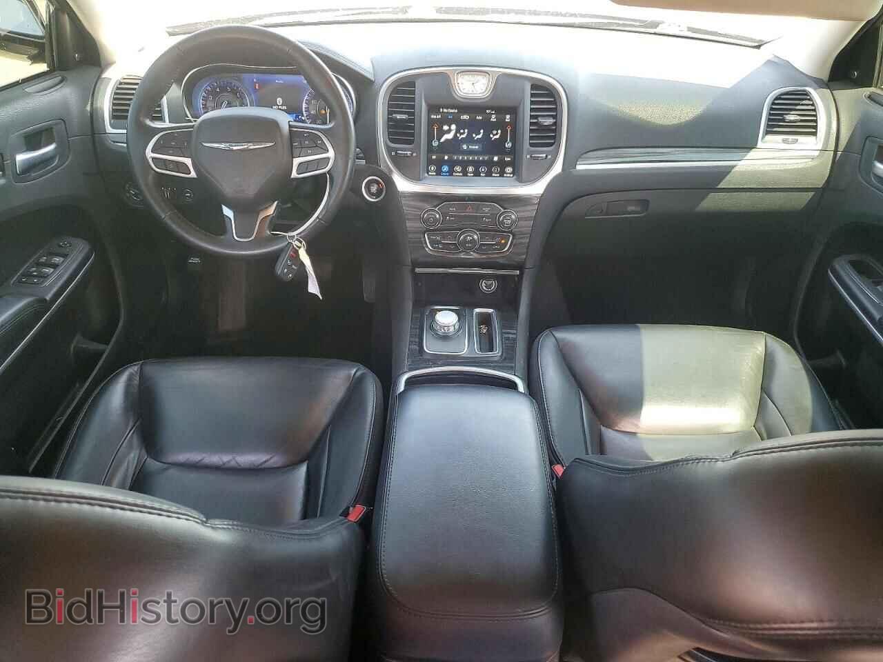 2021 CHRYSLER 300 - VIN: 2C3CCARG7MH596059 - Photo 8
