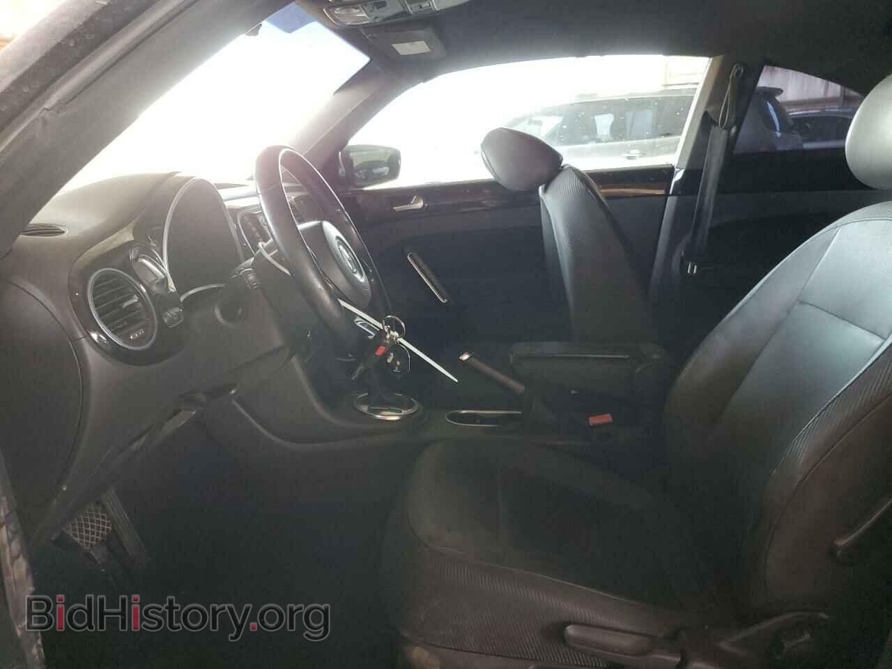 2013 VOLKSWAGEN BEETLE - VIN: 3VWJP7AT3DM685144 - Фото 7