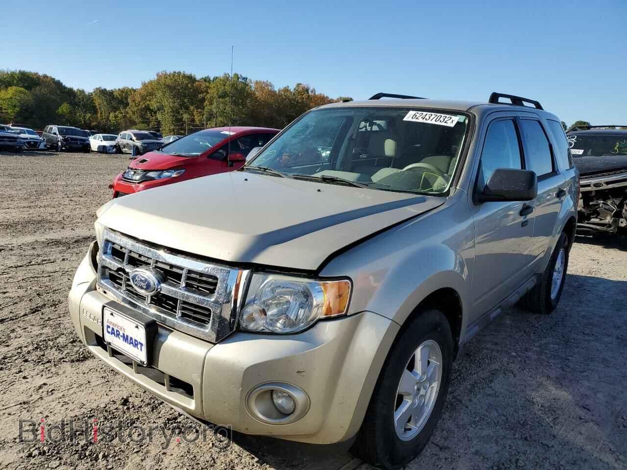 2010 FORD ESCAPE - VIN: 1FMCU0D71AKD11480 - Фото 2