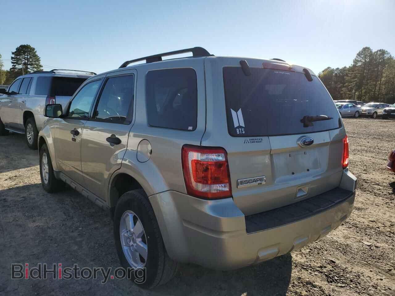 2010 FORD ESCAPE - VIN: 1FMCU0D71AKD11480 - Фото 3
