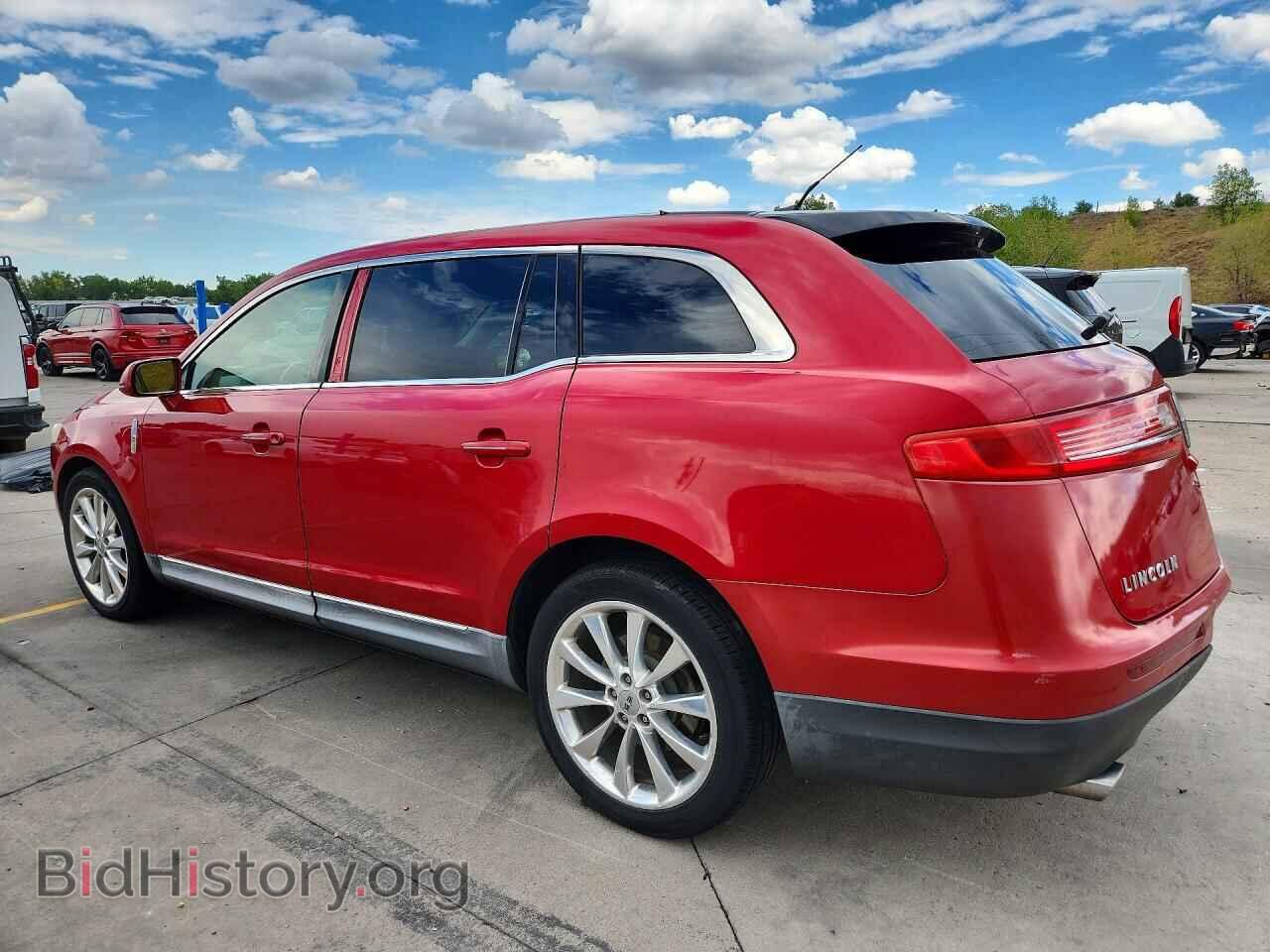 2012 LINCOLN MKT - VIN: 2LMHJ5AT1CBL50665 - Photo 2