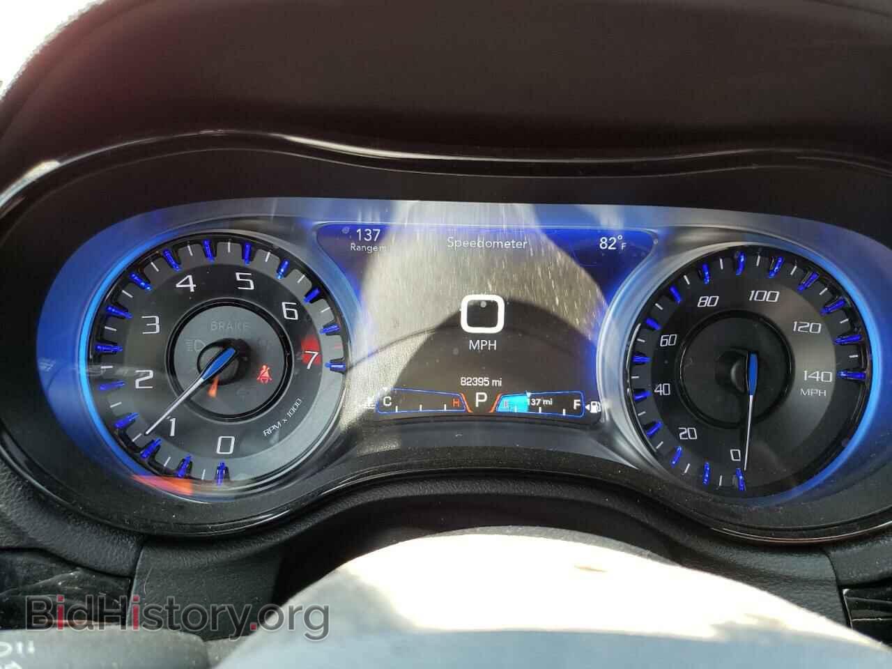 2017 CHRYSLER 300 - VIN: 2C3CCAGG3HH522162 - Фото 9