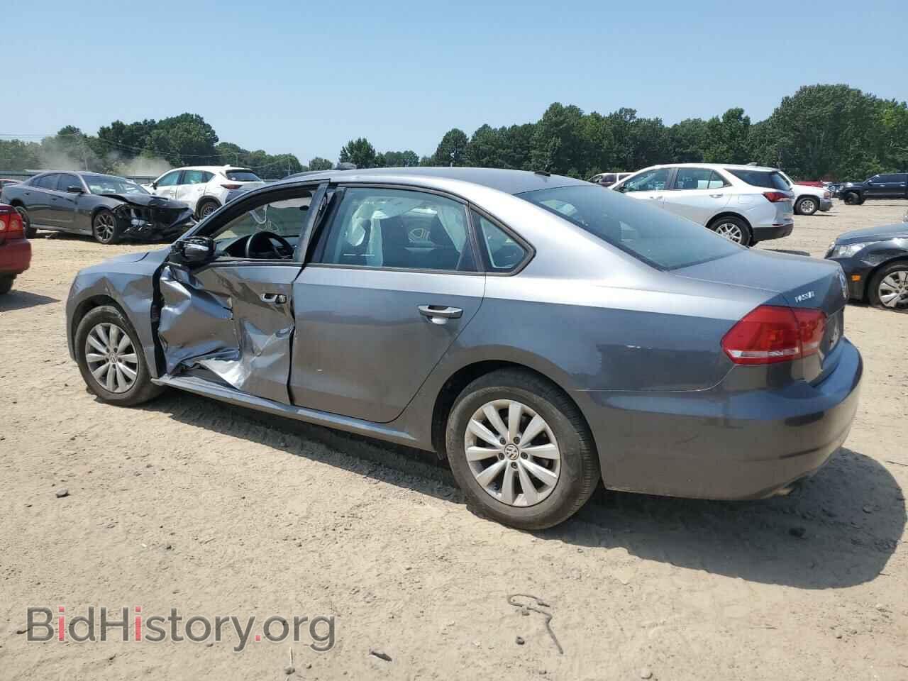 2013 VOLKSWAGEN PASSAT - VIN: 1VWAH7A32DC030231 - Фото 2