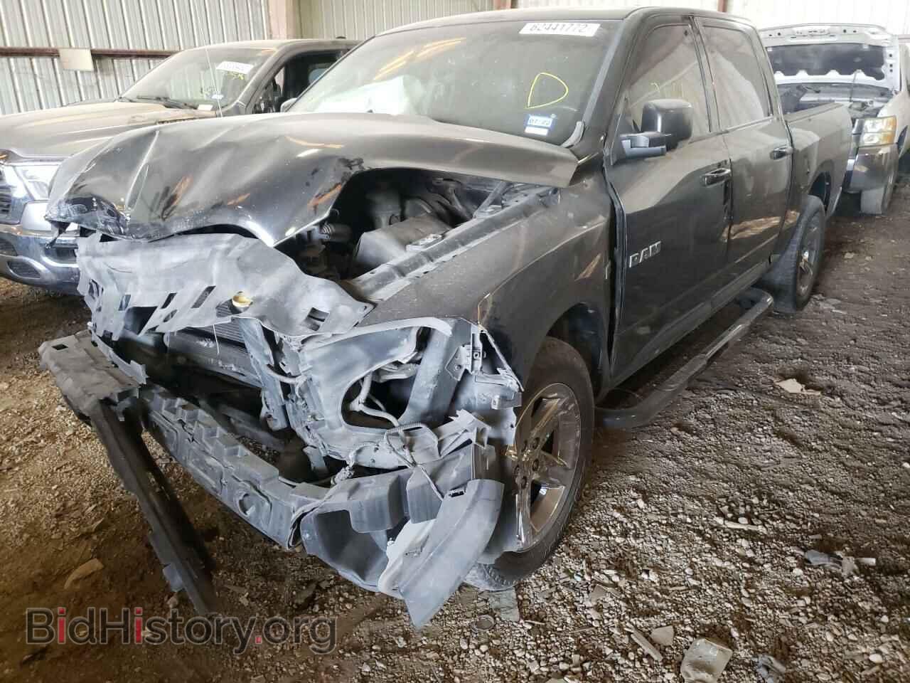 2010 DODGE RAM 1500 - VIN: 1D7RB1CT2AS238280 - Фото 2