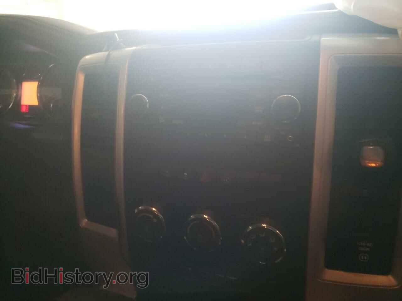 2010 DODGE RAM 1500 - VIN: 1D7RB1CT2AS238280 - Фото 9