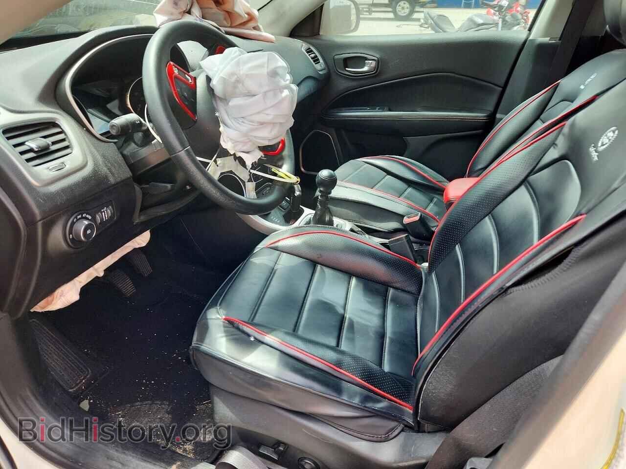 2018 JEEP COMPASS - VIN: 3C4NJDBBXJT342424 - Photo 7