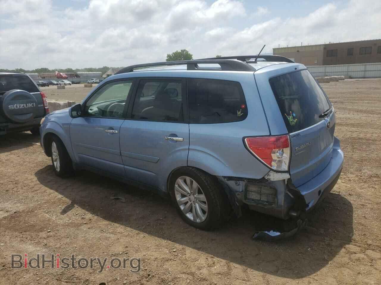 2011 SUBARU FORESTER - VIN: JF2SHBDCXBH758130 - Фото 2