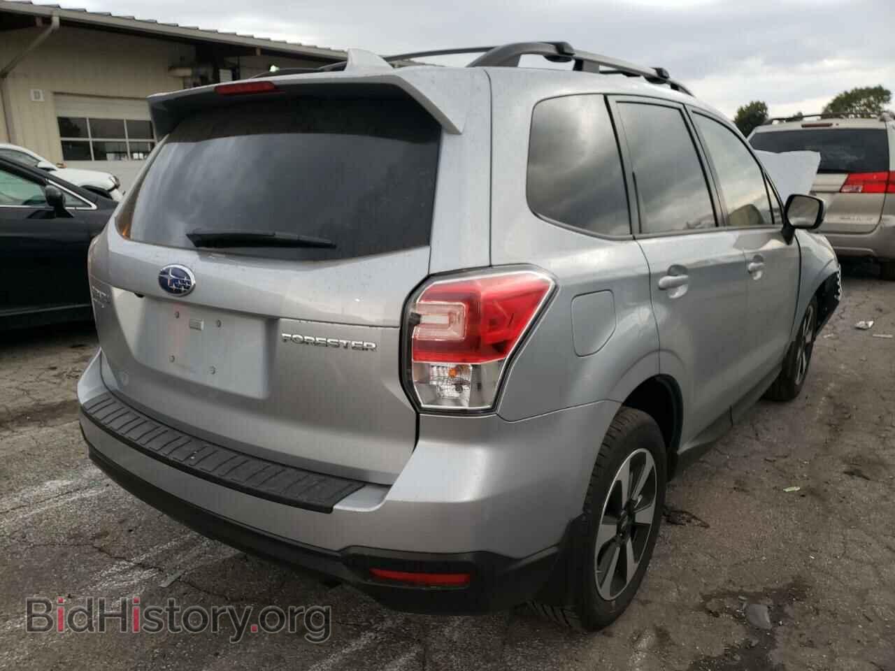 2018 SUBARU FORESTER - VIN: JF2SJAGC8JH612110 - Фото 4
