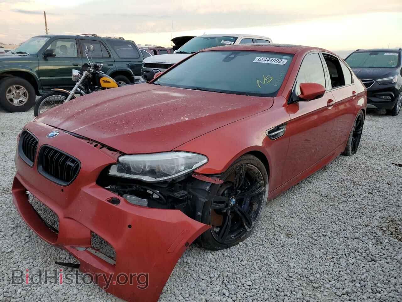 2014 BMW M5 - VIN: WBSFV9C5XED592975 - Фото 2