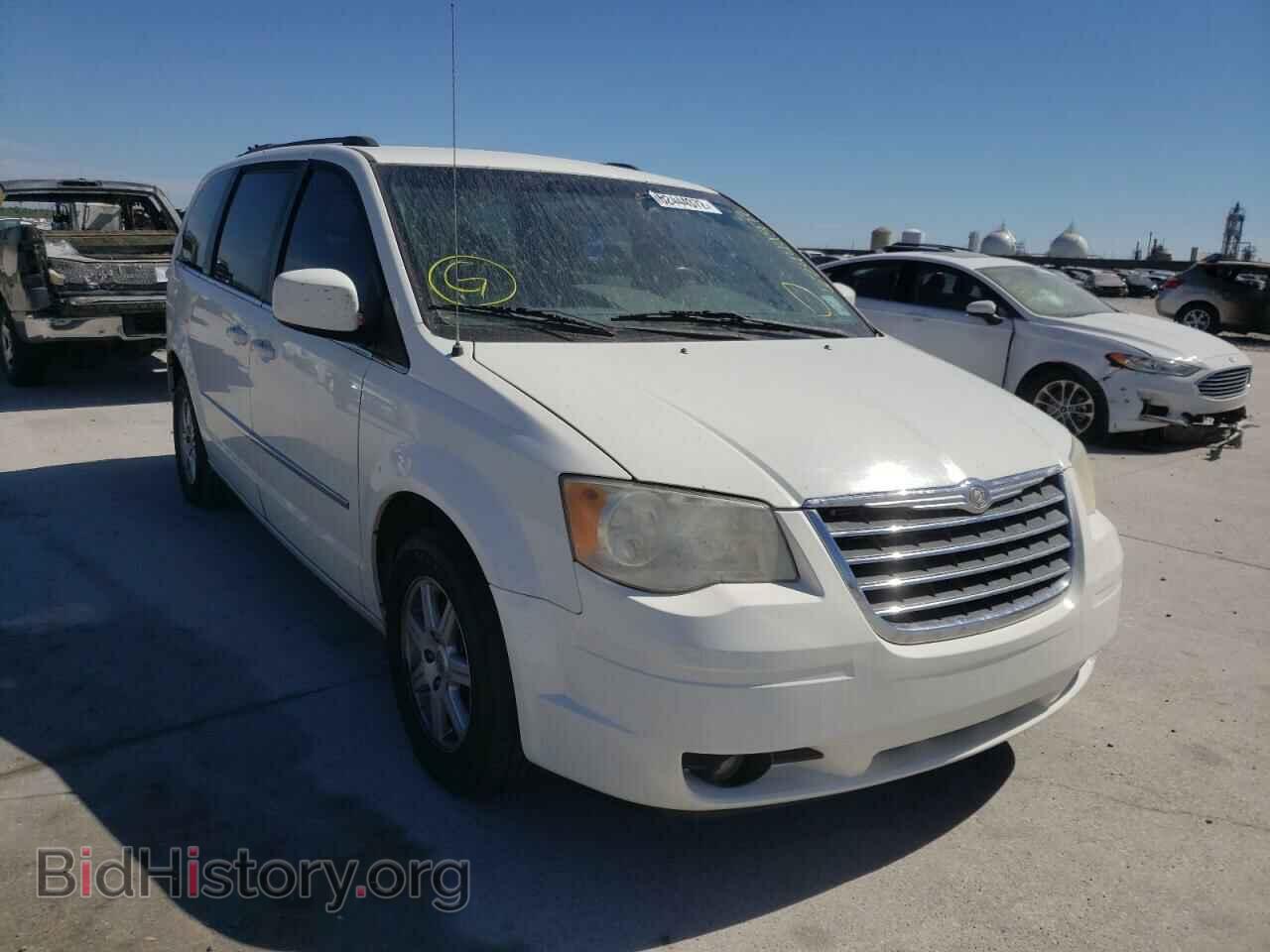 Photo 2A4RR5D18AR249824 - CHRYSLER MINIVAN 2010