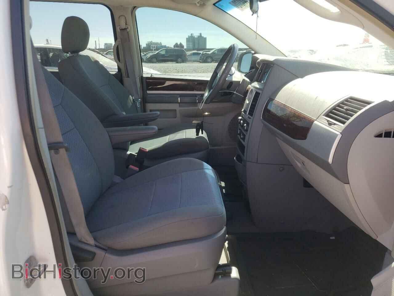 2010 CHRYSLER MINIVAN - VIN: 2A4RR5D18AR249824 - Photo 5