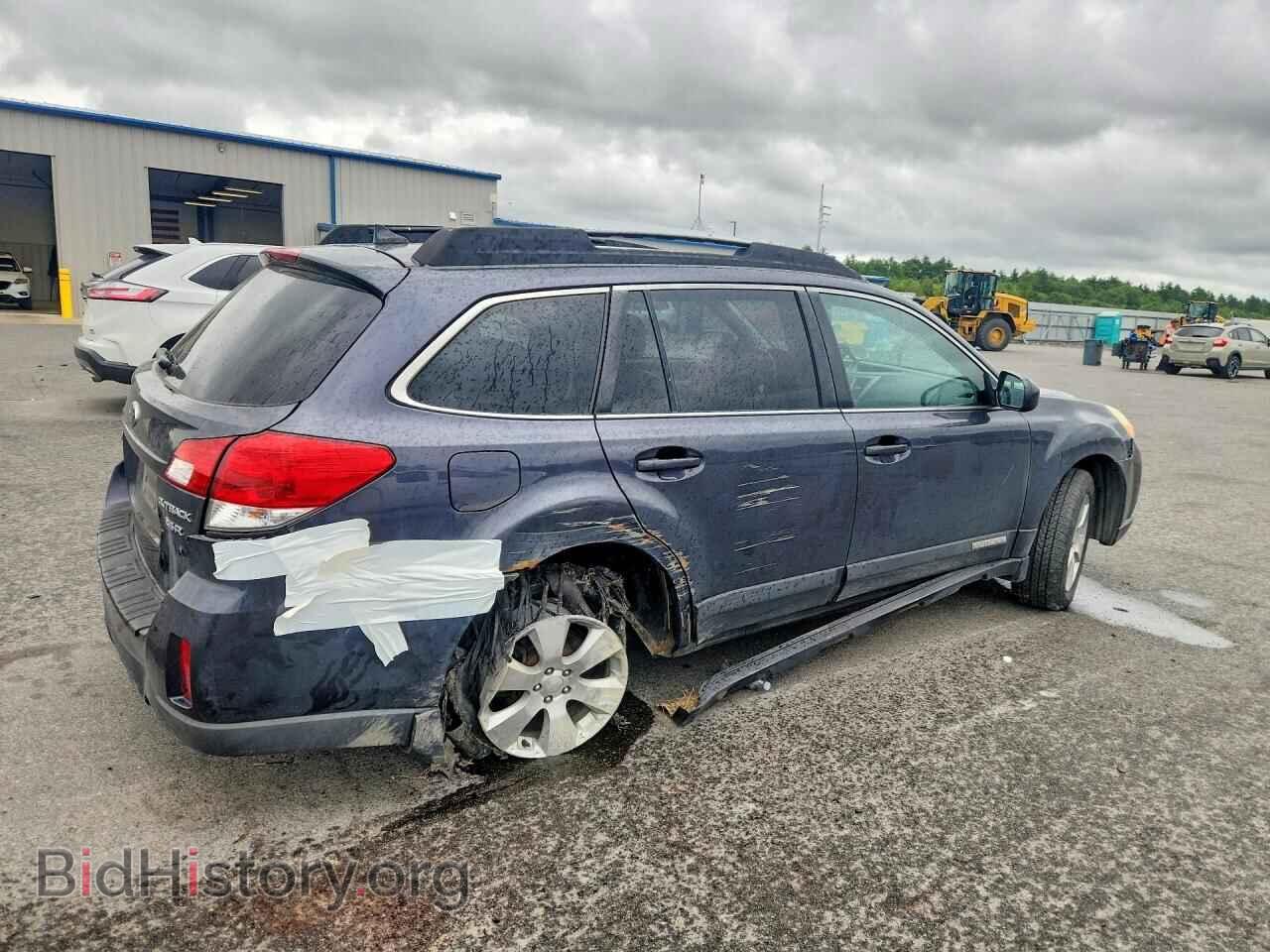 2011 SUBARU OUTBACK - VIN: 4S4BRDKC7B2392748 - Фото 3