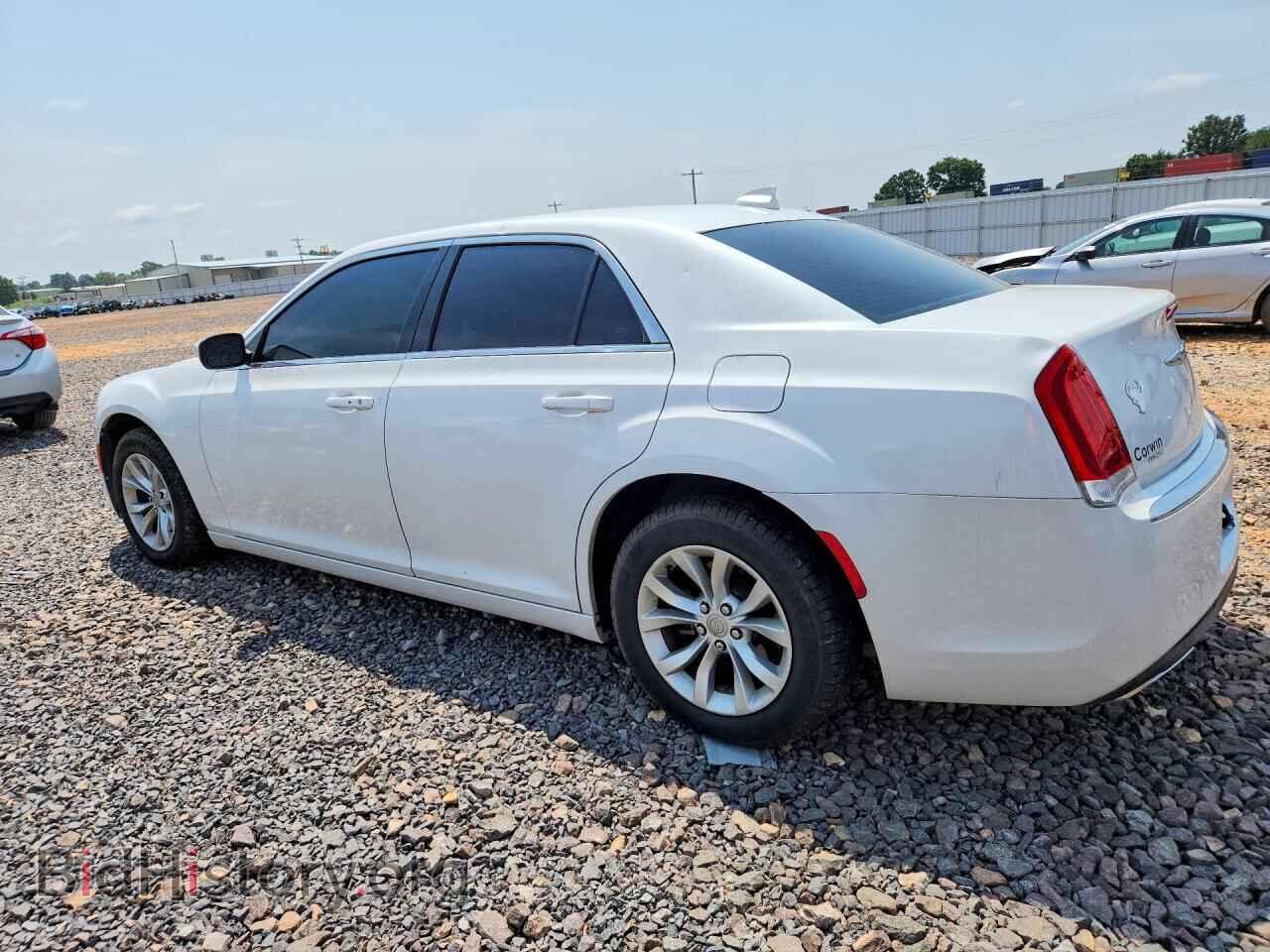 2015 CHRYSLER 300 - VIN: 2C3CCAAG0FH766602 - Фото 2