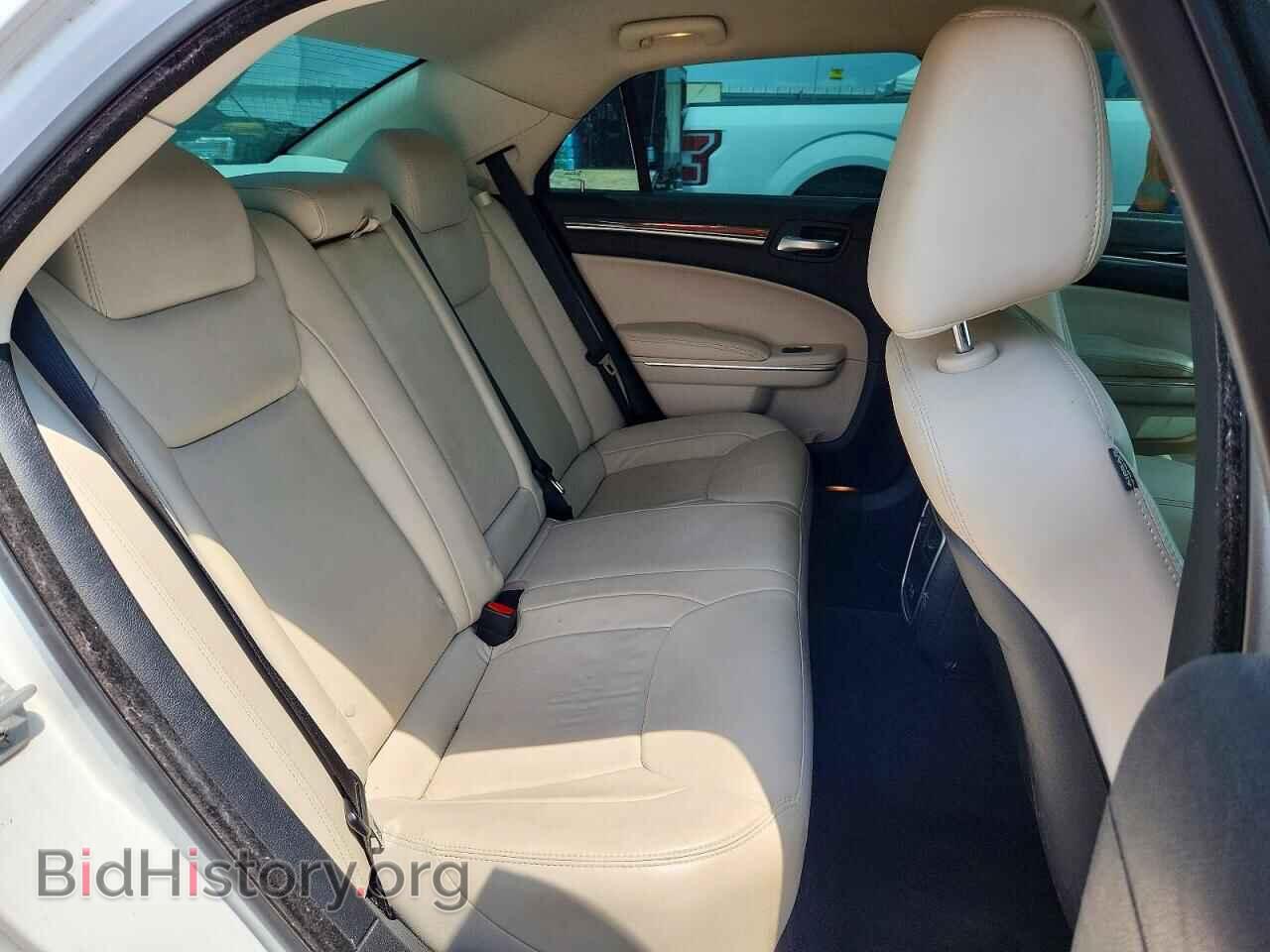 2015 CHRYSLER 300 - VIN: 2C3CCAAG0FH766602 - Фото 10