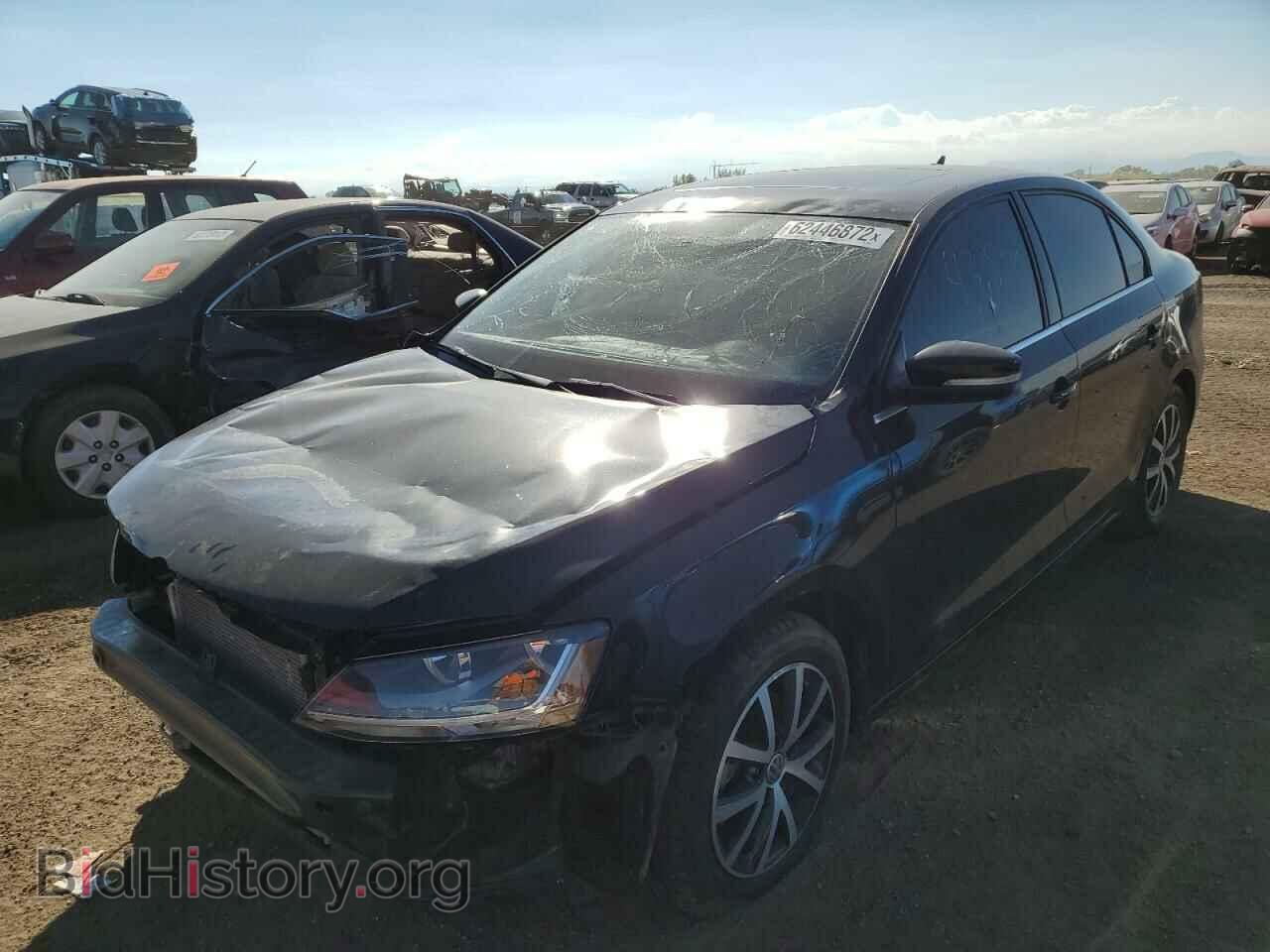 2017 VOLKSWAGEN JETTA - VIN: 3VWDB7AJ9HM392820 - Фото 2