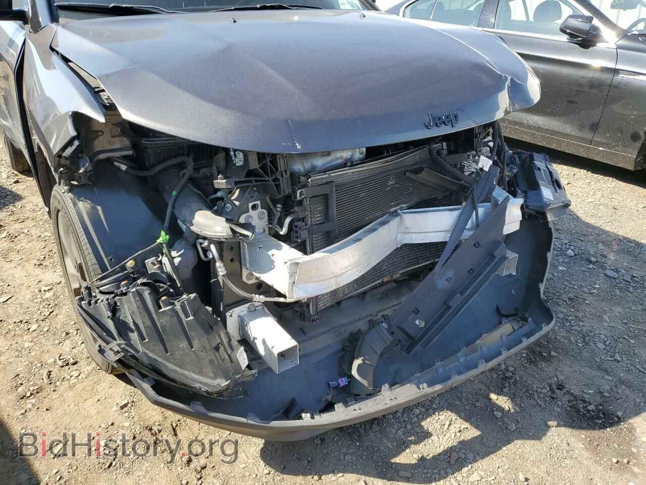 2018 JEEP COMPASS - VIN: 3C4NJDBBXJT394796 - Фото 9