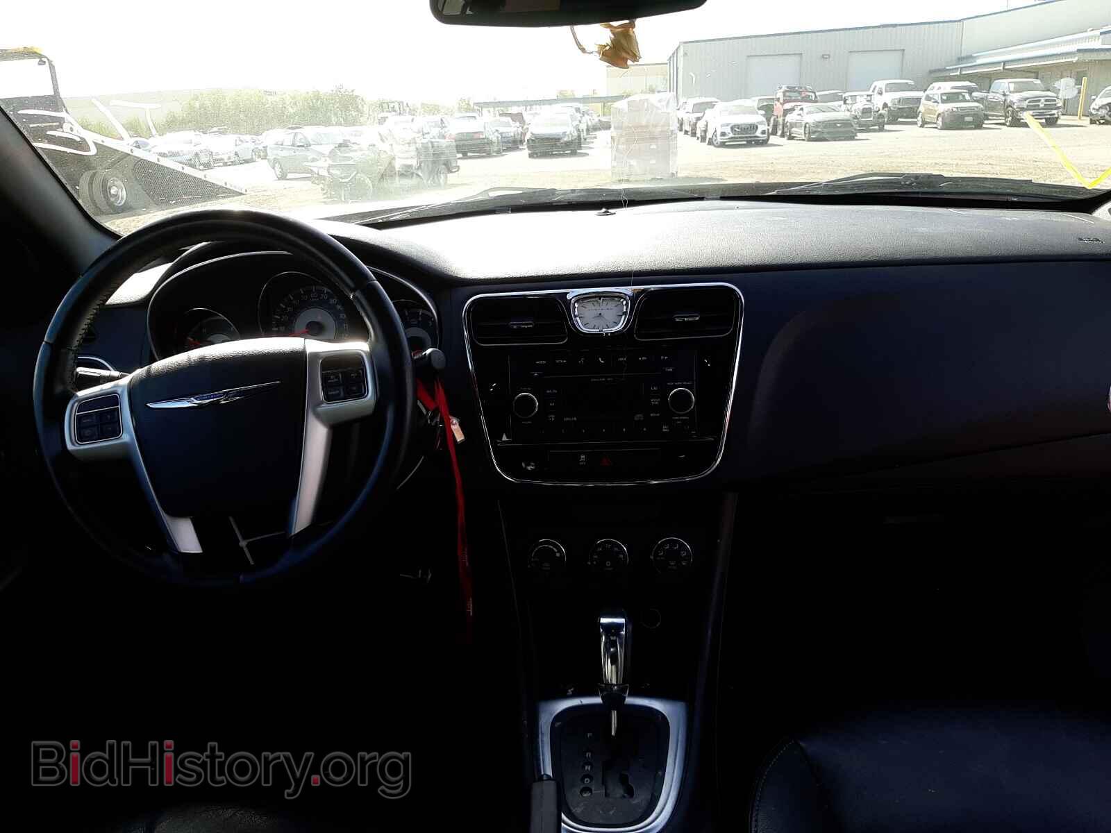 2011 CHRYSLER 200 - VIN: 1C3BC1FG1BN570903 - Фото 9