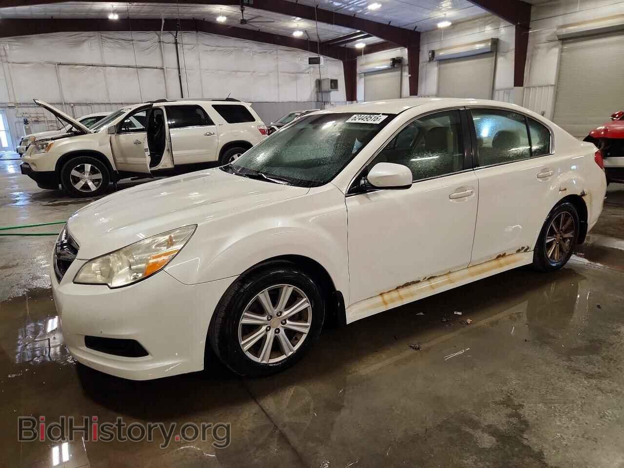 Photo 4S3BMCC66B3215558 - SUBARU LEGACY 2011