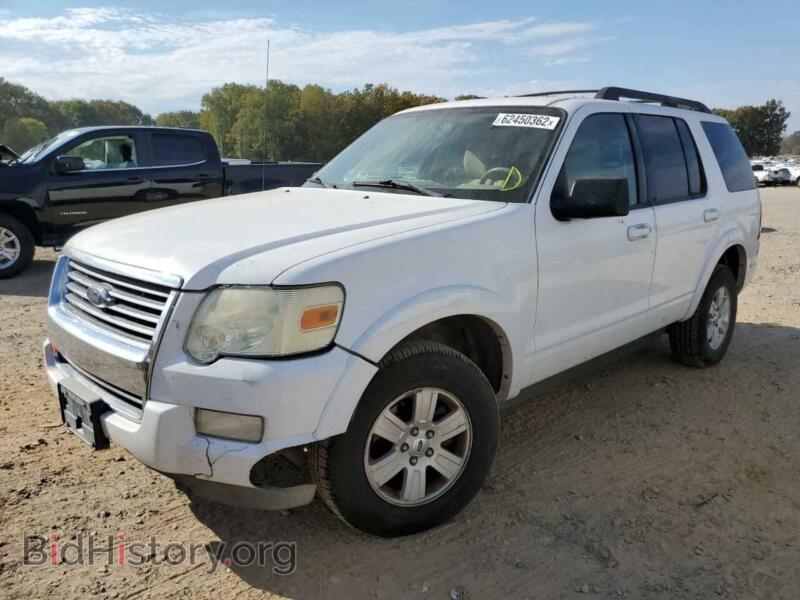 2010 Ford EXPLORER (VIN 1FMEU7DEXAUA64545) — фото 2 из 10