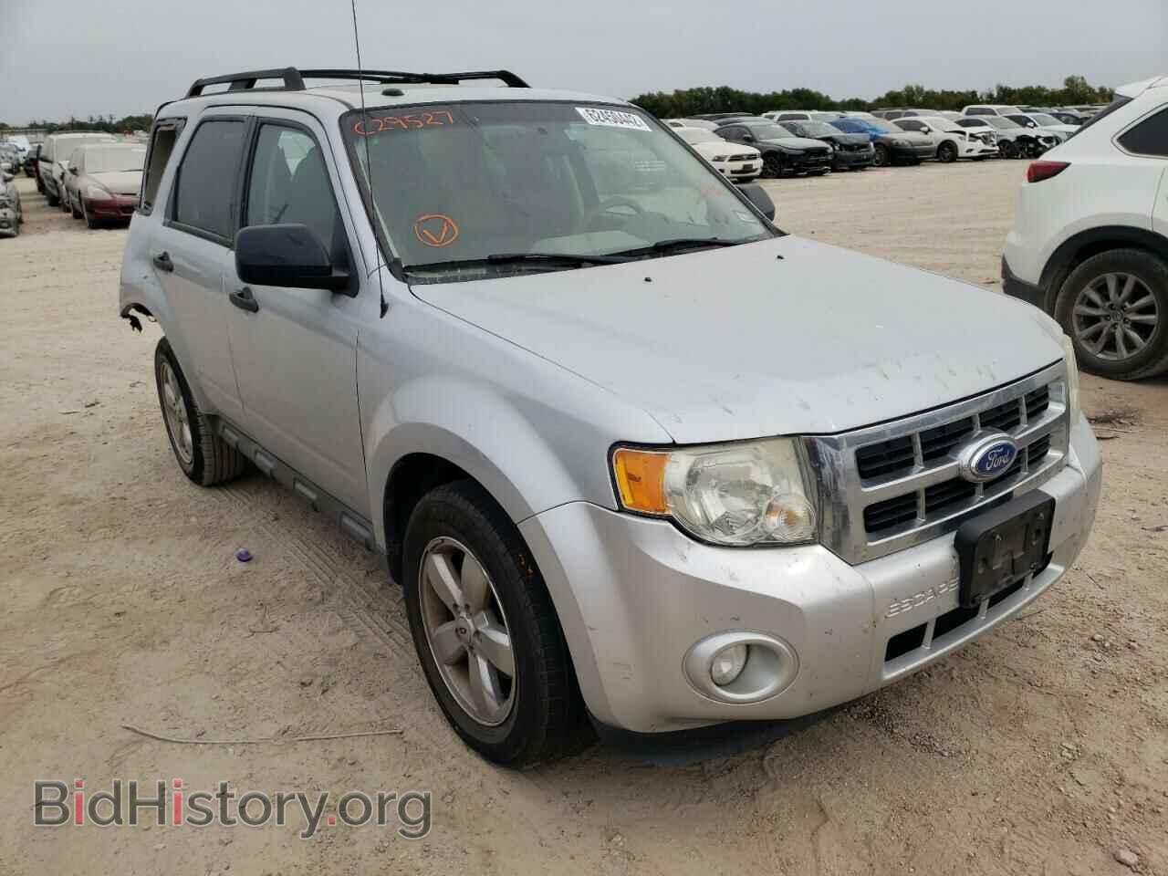 Фотография 1FMCU0D75BKC29527 - FORD ESCAPE 2011