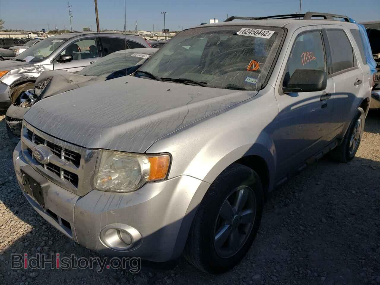 2011 FORD ESCAPE - VIN: 1FMCU0D75BKC29527 - Фото 2
