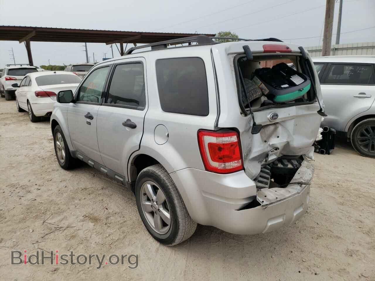 2011 FORD ESCAPE - VIN: 1FMCU0D75BKC29527 - Фото 3