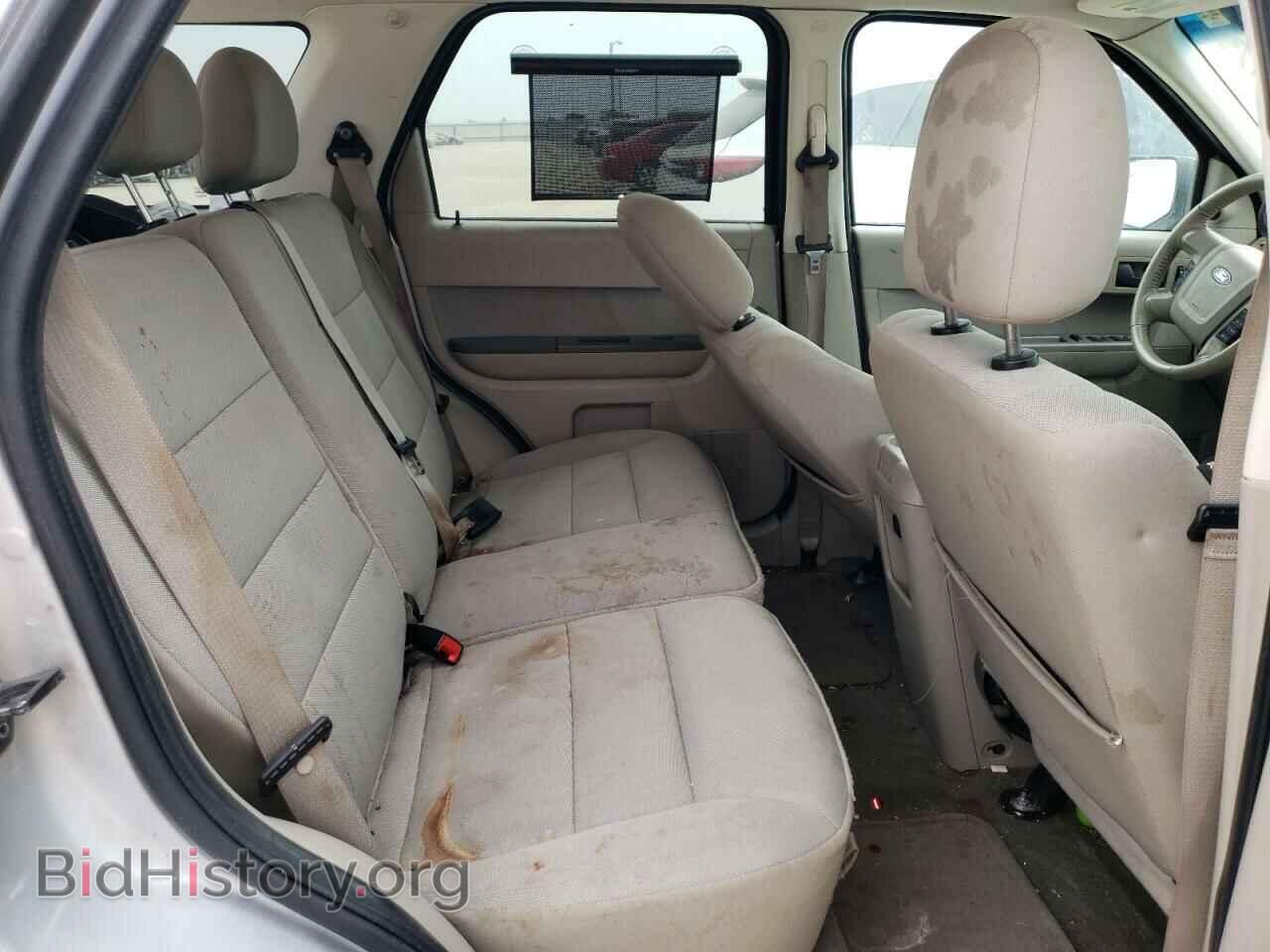 2011 FORD ESCAPE - VIN: 1FMCU0D75BKC29527 - Фото 6