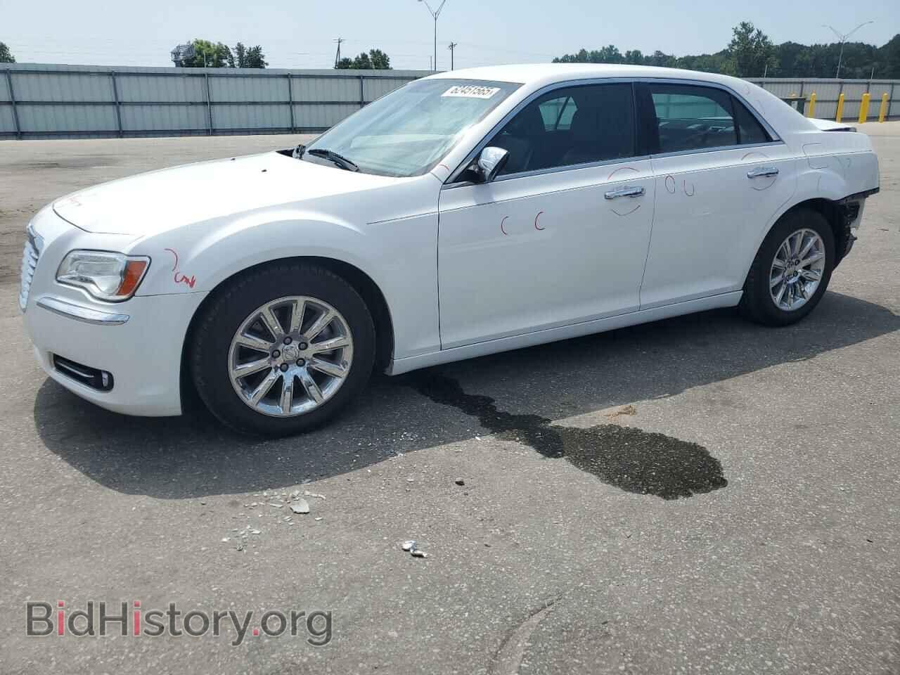 Фотография 2C3CCAET1DH541383 - CHRYSLER 300 2013