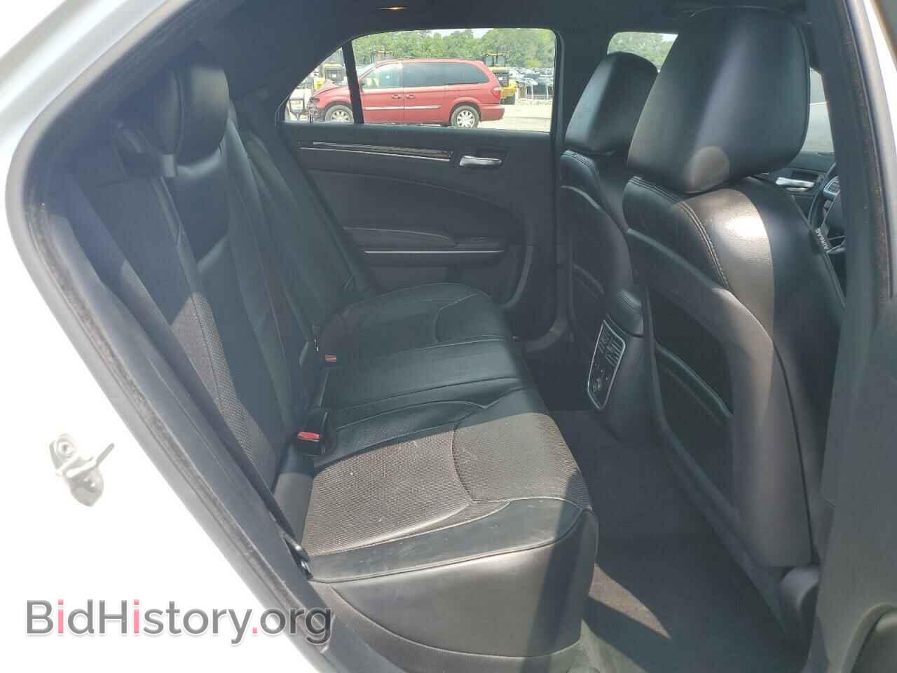 2013 CHRYSLER 300 - VIN: 2C3CCAET1DH541383 - Фото 10